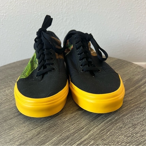 NWOT Vans Old Skool Black National Geographic Photo Aark Animal Sneakers sz 6.5 - Picture 3 of 16